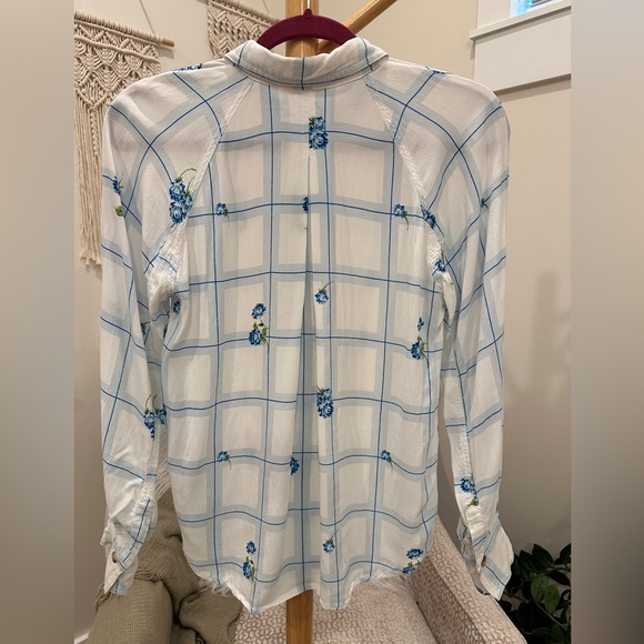 Free People XS White Blue Floral Grid Button Down Blouse Viscose, Fits a small - Picture 4 of 5